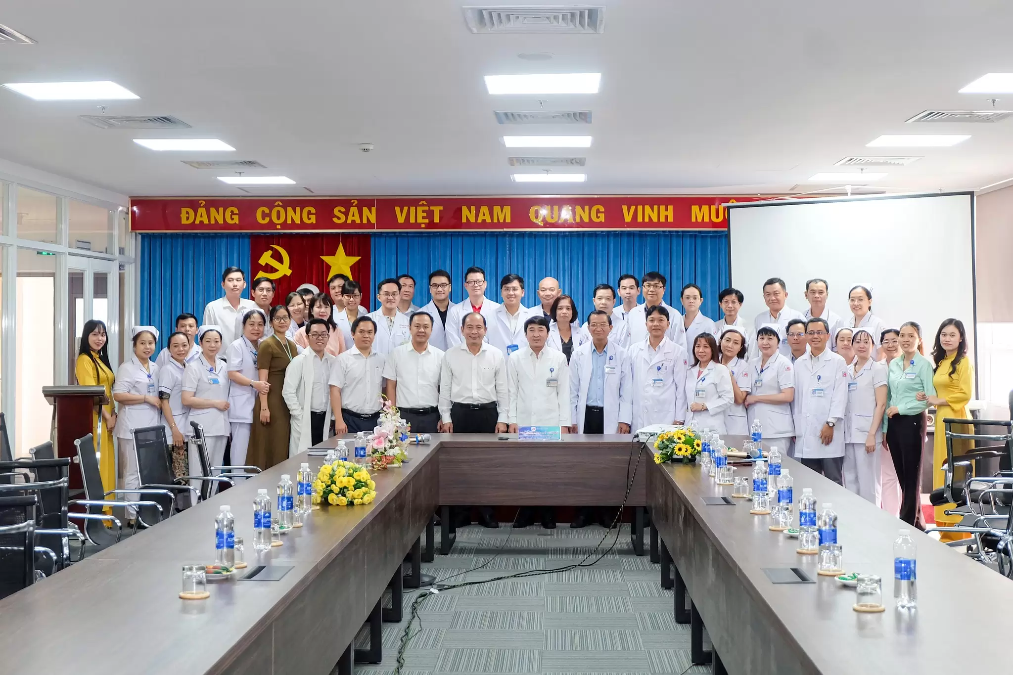Đoàn Đại biểu Thành phố Hồ Chí Minh đến thăm và chúc tết ất tỵ 2025 tại Bệnh viện An Bình