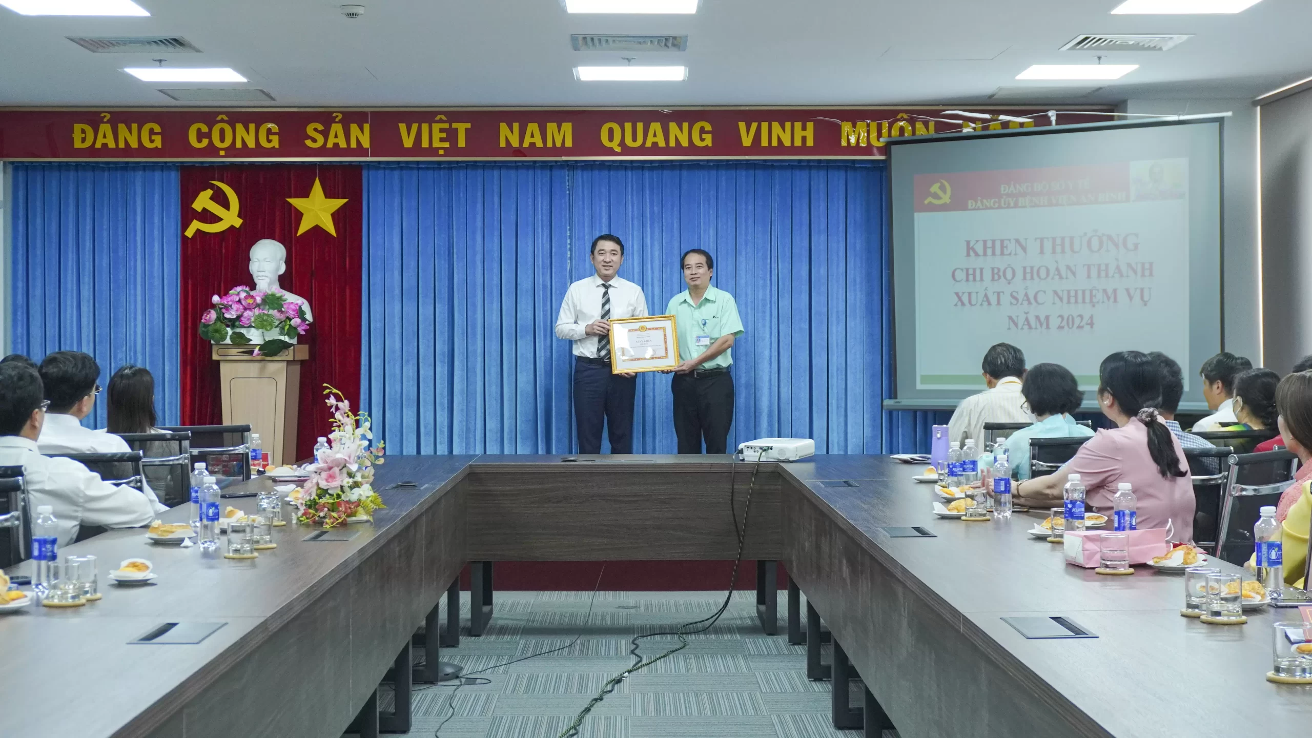 Bệnh viện An Bình tổ chức hội nghị tổng kết công tác xây dựng Đảng năm 2024 và triển khai phương hướng nhiệm vụ năm 2025