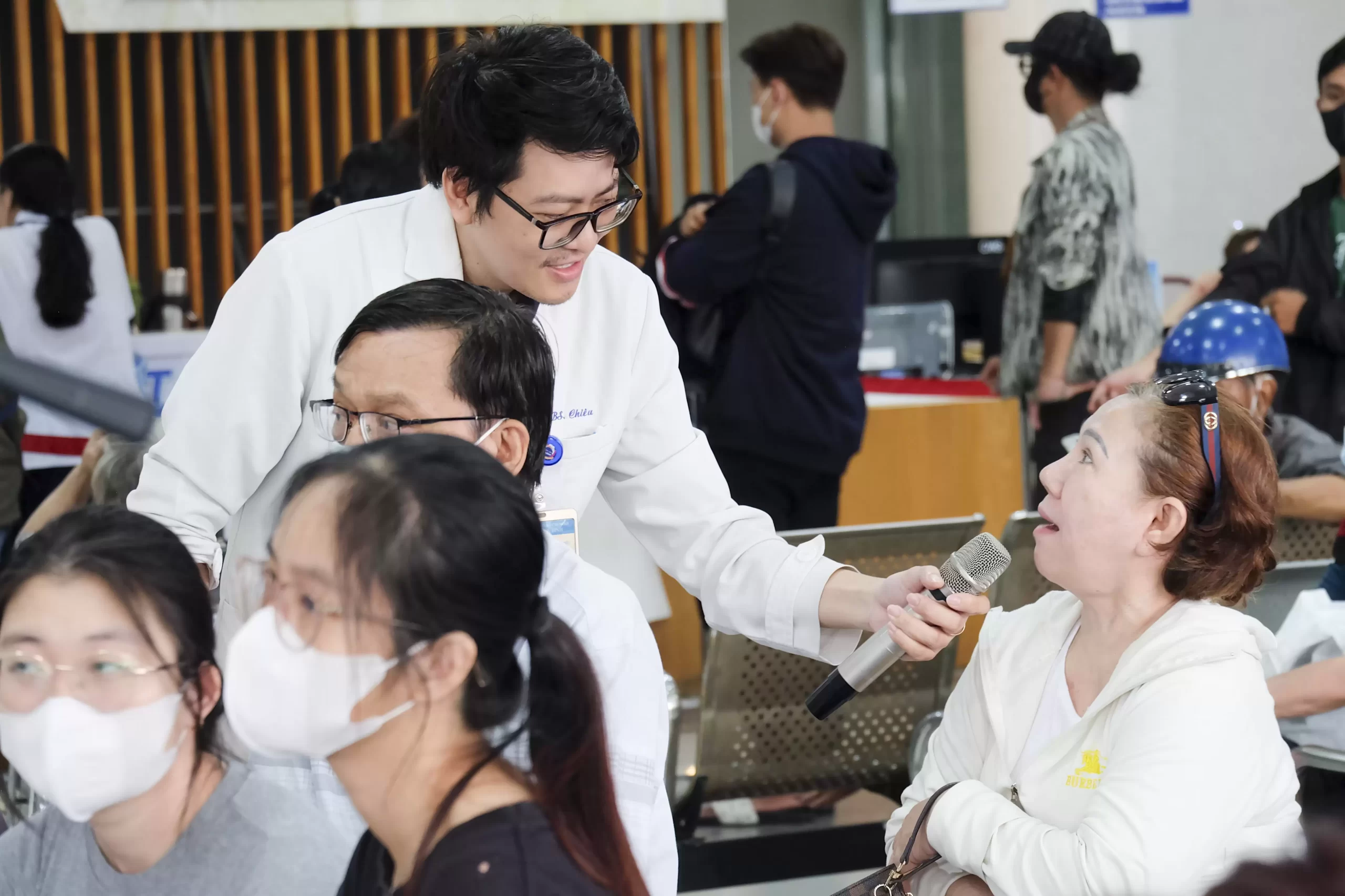 Sinh hoạt Câu lạc bộ Bệnh nhân, Khoa Nội Tim mạch và Khoa Dinh dưỡng với chủ đề: “Bệnh lý tăng huyết áp – Giảm muối vì sức khỏe“