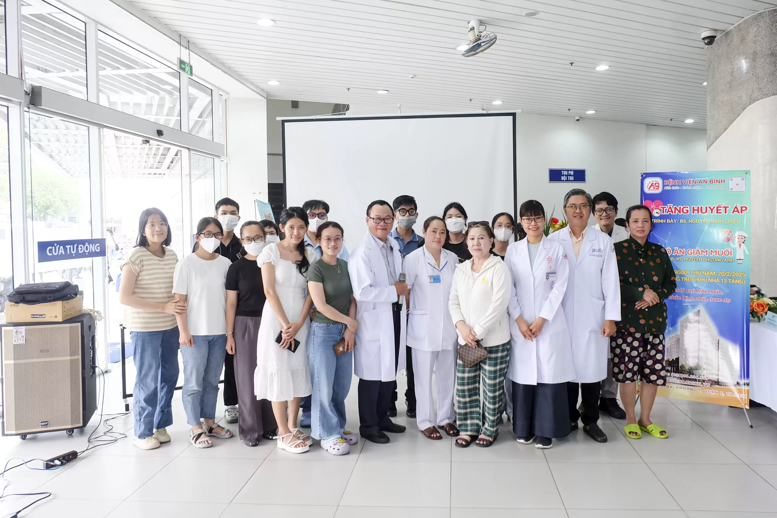 Sinh hoạt Câu lạc bộ Bệnh nhân, Khoa Nội Tim mạch và Khoa Dinh dưỡng với chủ đề: “Bệnh lý tăng huyết áp – Giảm muối vì sức khỏe“