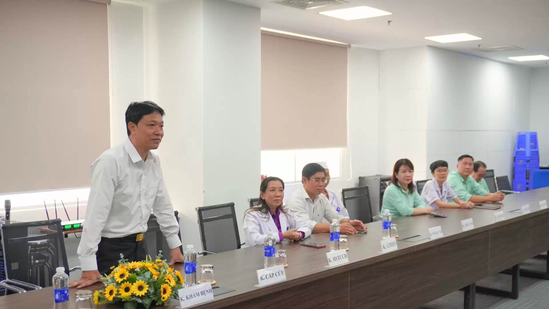 Nhân dịp kỷ niệm 70 năm Ngày Thầy thuốc Việt Nam (27/02/1955 – 27/02/2025), Ủy ban nhân dân Phường 7, Quận 5 gửi lời chúc mừng đến toàn thể đội ngũ y bác sĩ, cán bộ, nhân viên y tế của Bệnh viện An Bình.