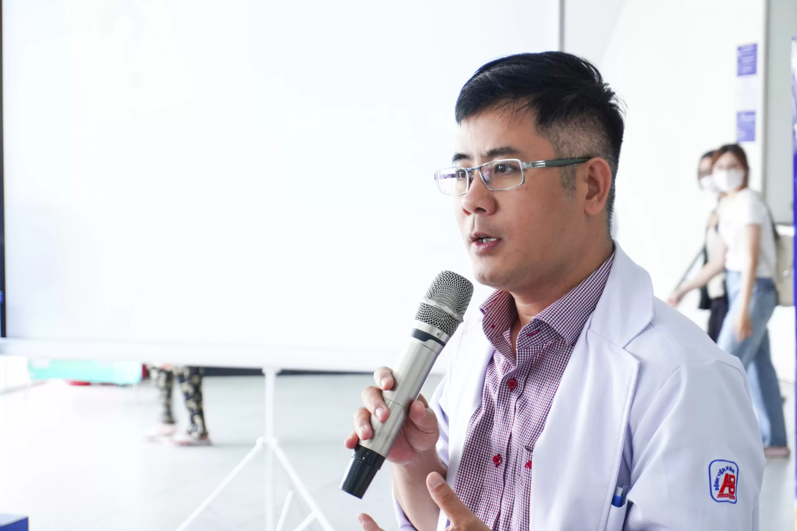 Sinh hoạt Câu lạc bộ Bệnh nhân Khoa Nội thần kinh – Chủ đề: “Tăng huyết áp và đột quỵ – Mối liên kết nguy hiểm”
