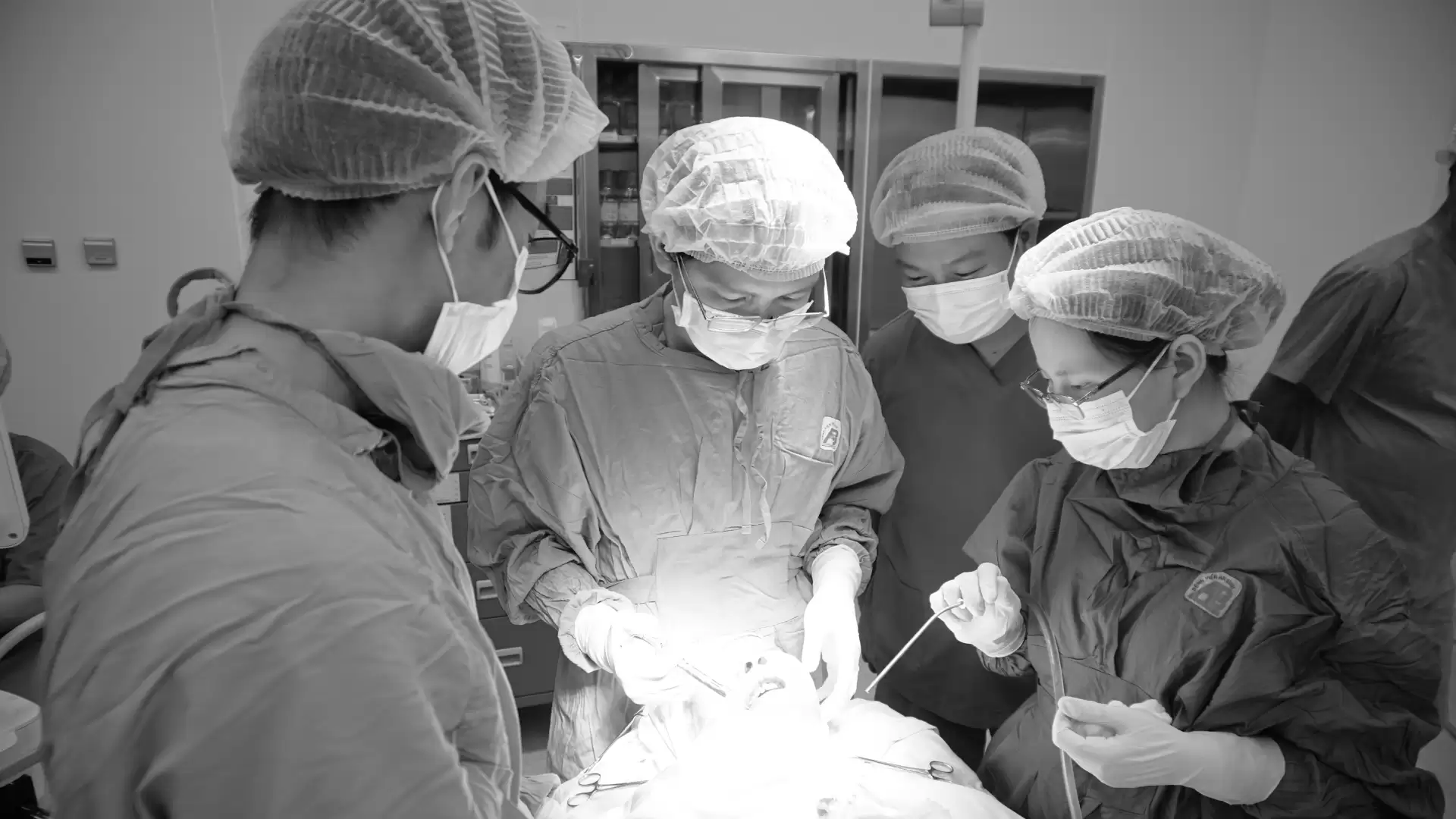 Phẫu thuật thành công 2 ca “Gãy xương hàm – gò má” tại Bệnh viện An Bình