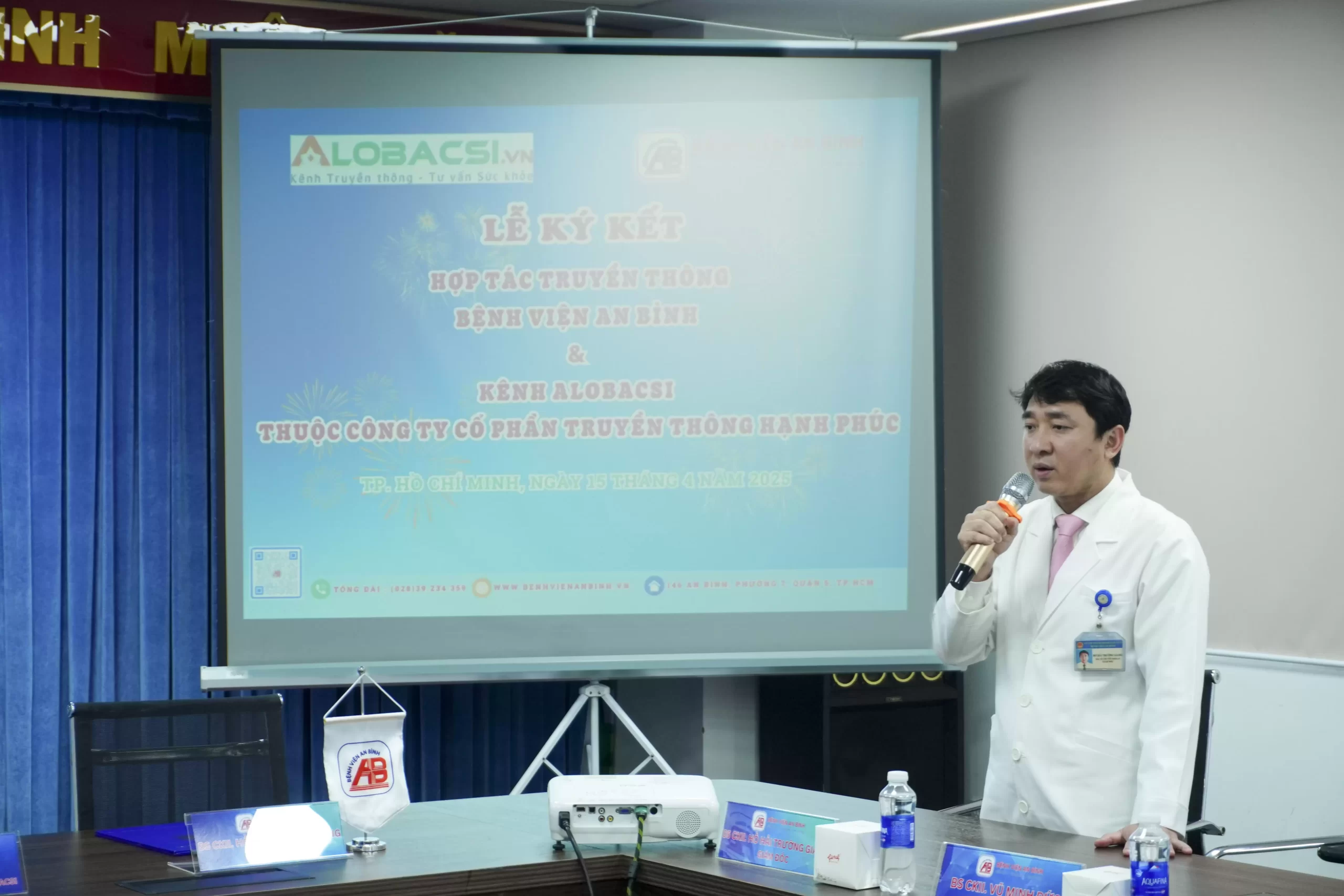 Bệnh viện An Bình và Kênh AloBacsi ký kết hợp tác truyền thông, nhấn mạnh chuyên ngành Ngôn ngữ trị liệu và điều trị phục hồi Đa chuyên ngành