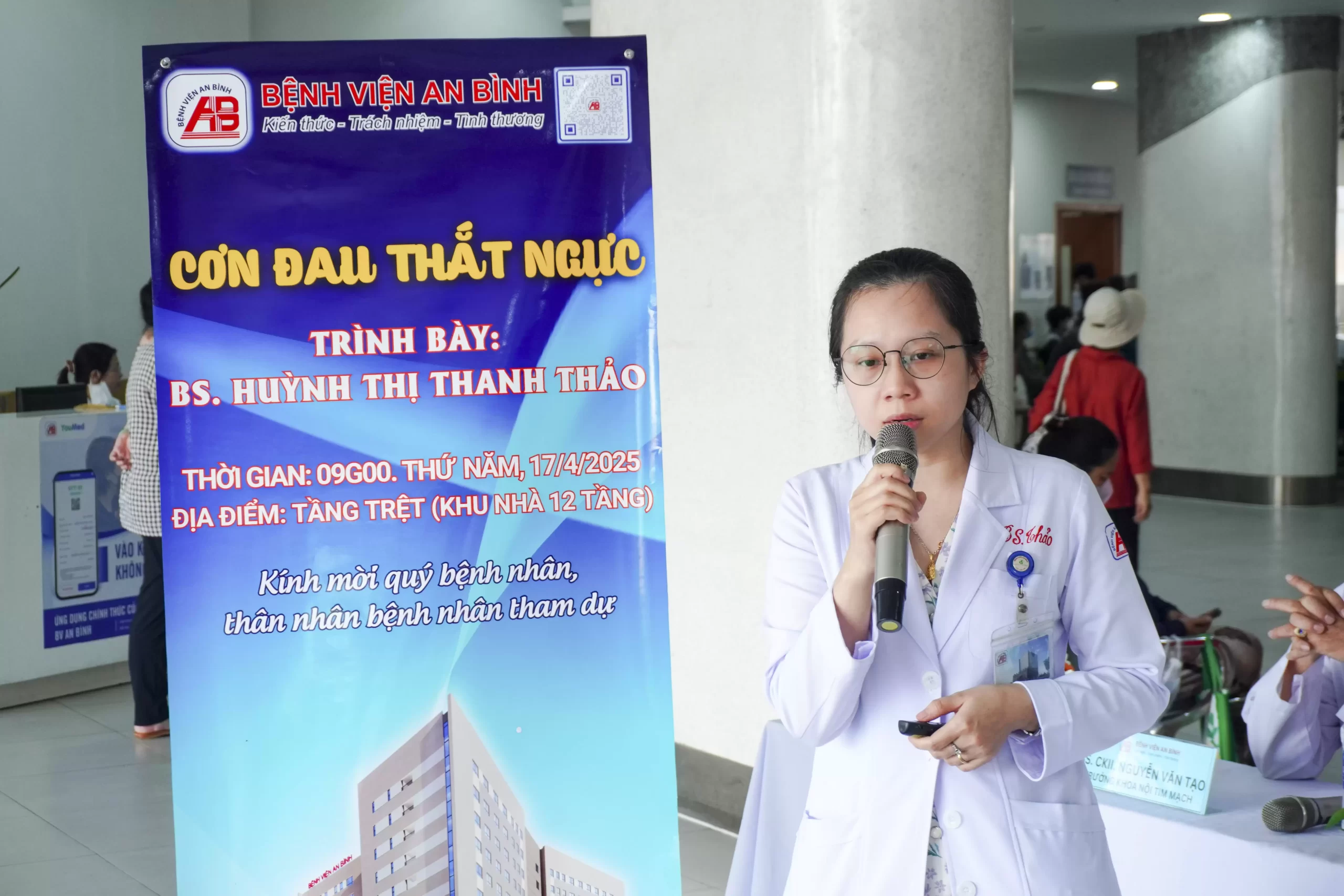 Sinh hoạt Câu lạc bộ Bệnh nhân Khoa Nội Tim mạch – Chủ đề “Cơn đau thắt ngực – Những điều cần biết”