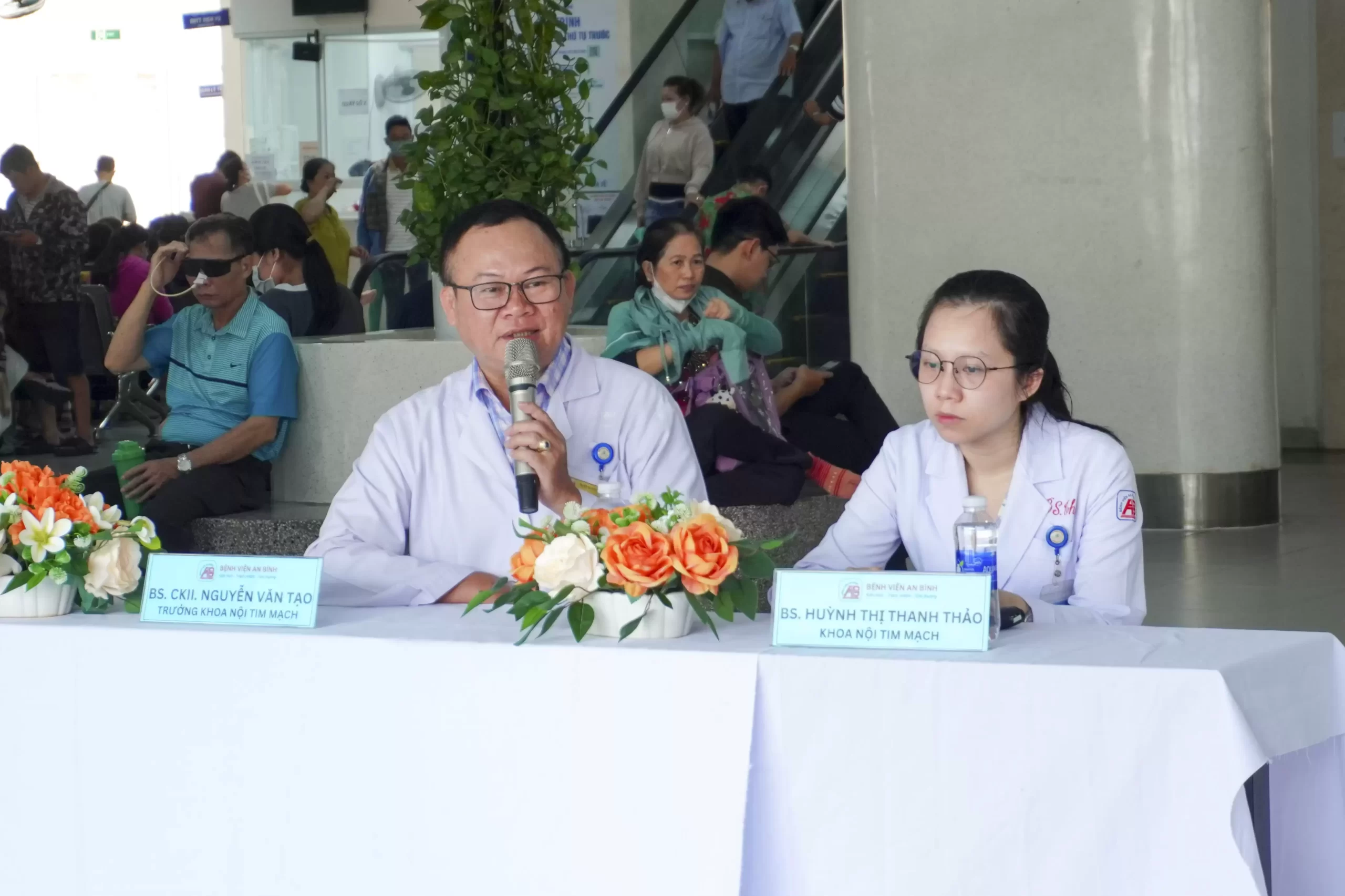 Sinh hoạt Câu lạc bộ Bệnh nhân Khoa Nội Tim mạch – Chủ đề “Cơn đau thắt ngực – Những điều cần biết”