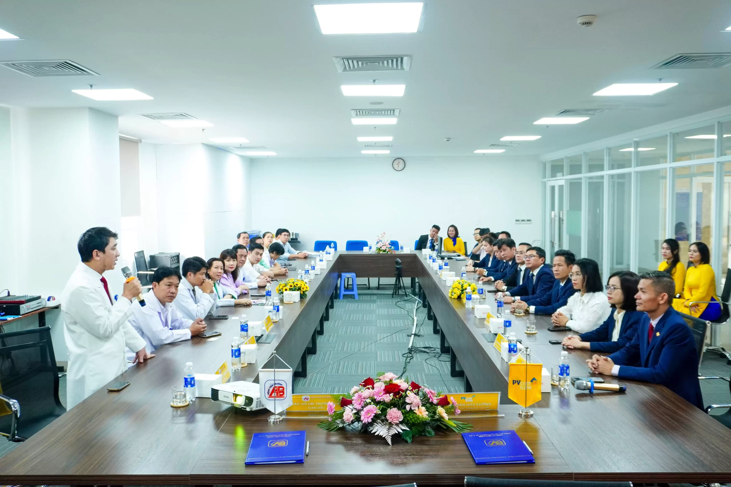 Bệnh viện An Bình và Ngân hàng TMCP Đại Chúng Việt Nam (PVcombank) ký kết hợp tác.