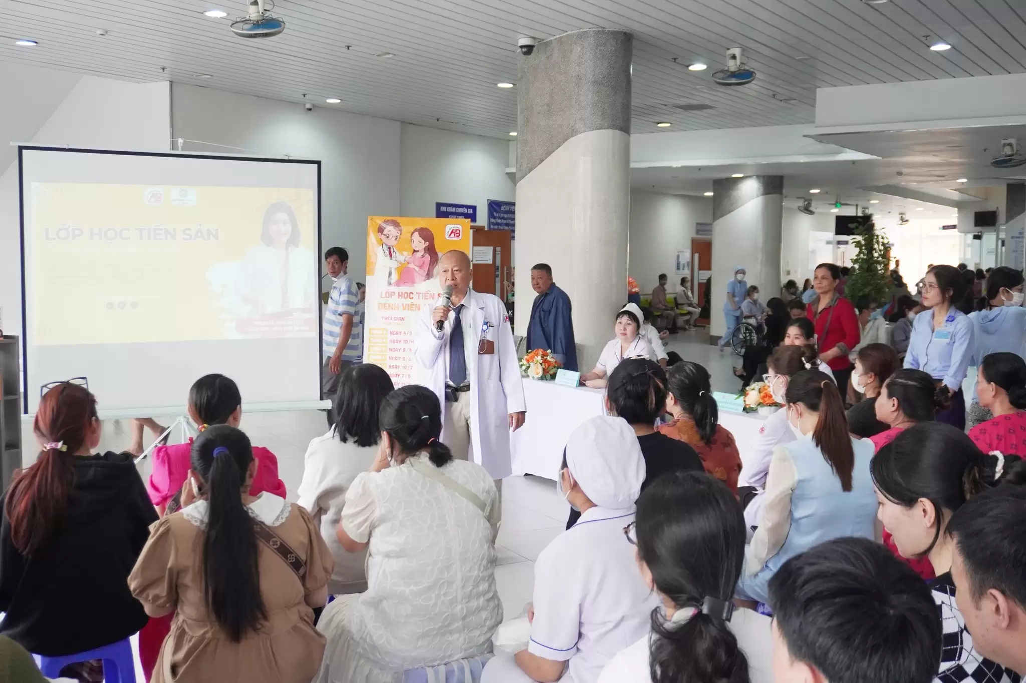 Lớp học tiền sản tháng 4: “Các biện pháp ngừa thai sau sinh”