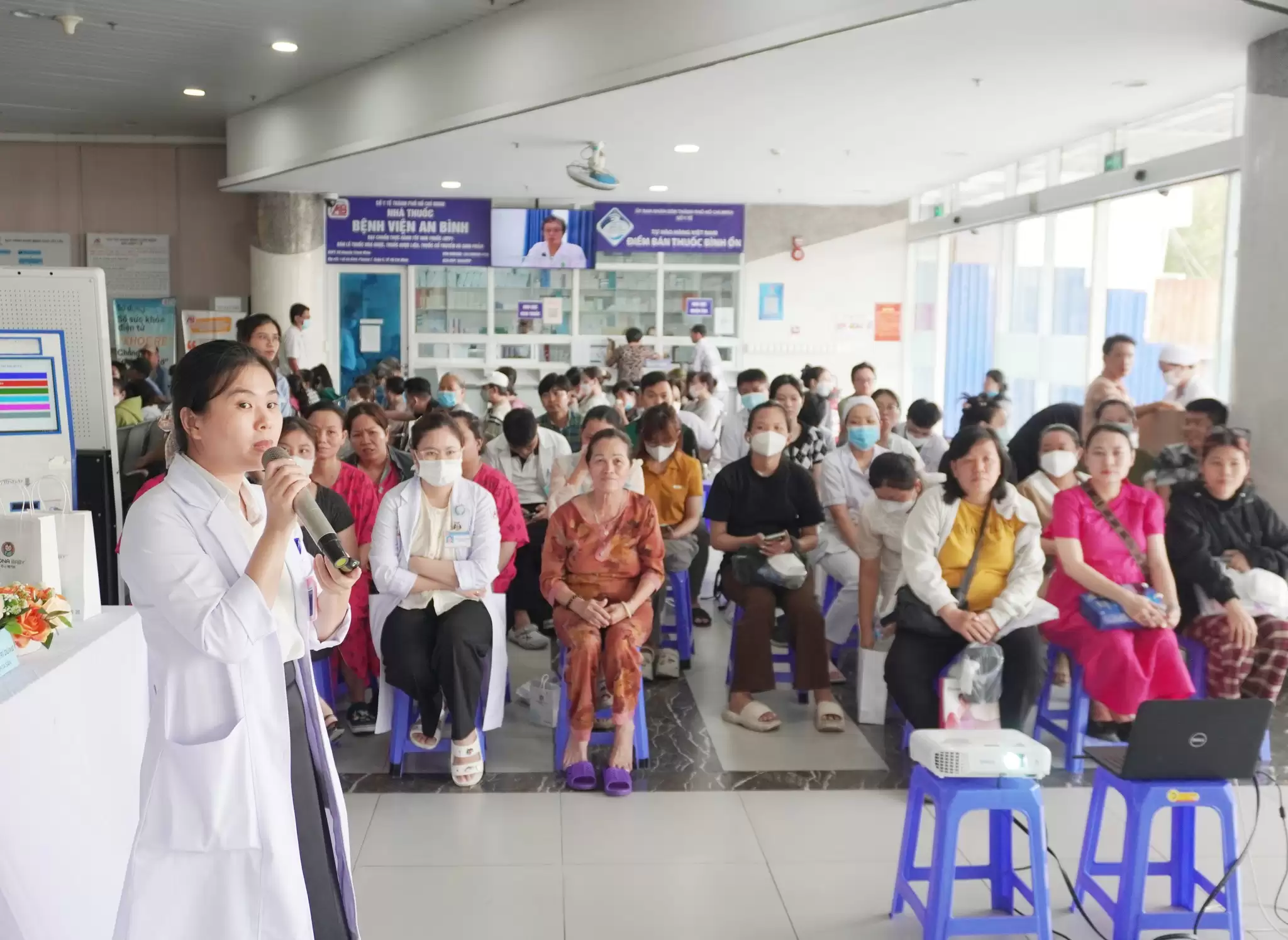 Lớp học tiền sản tháng 4: “Các biện pháp ngừa thai sau sinh”
