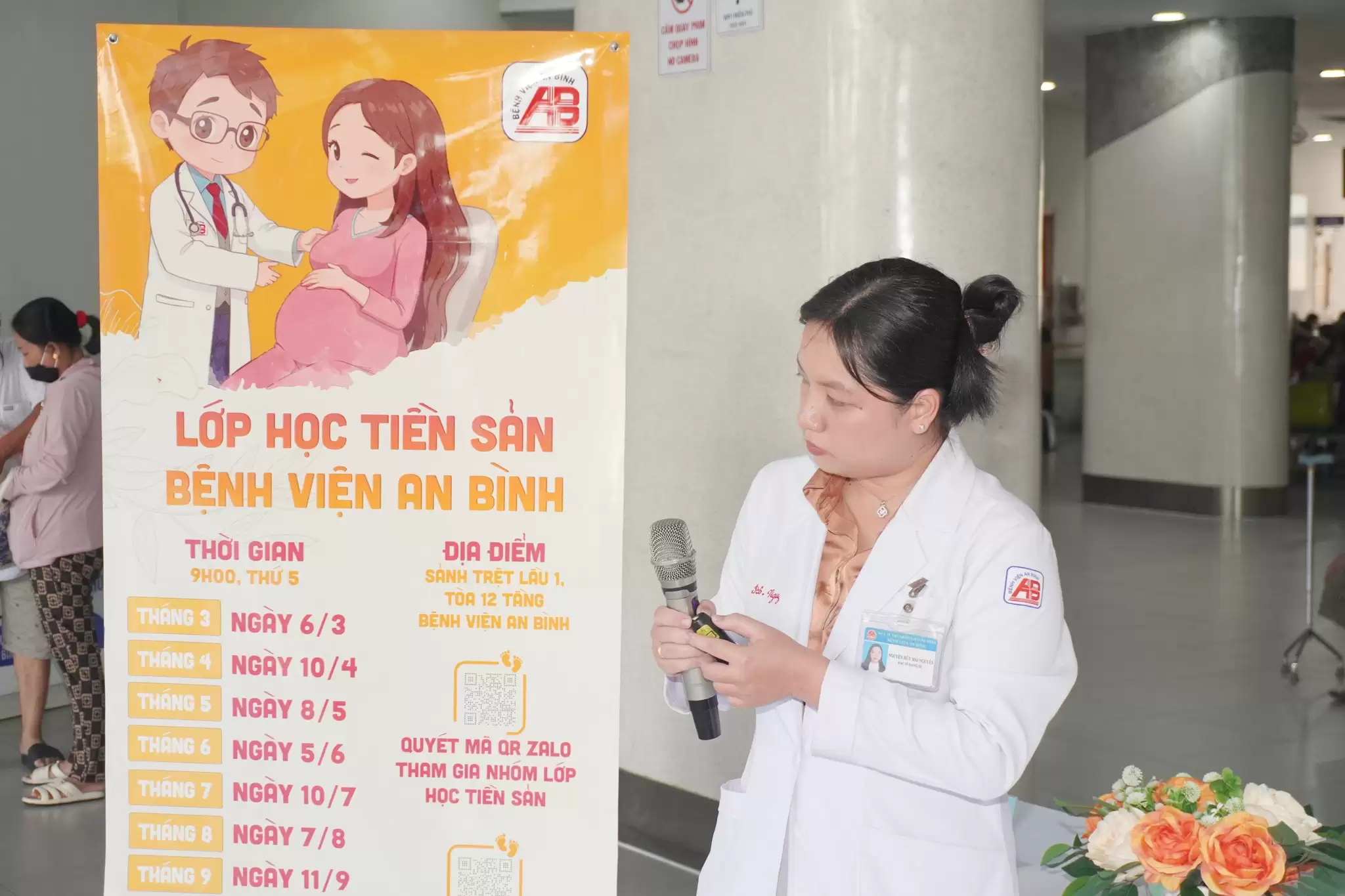 Lớp học tiền sản tháng 5: “Sơ cứu trẻ sơ sinh sặc sữa”
