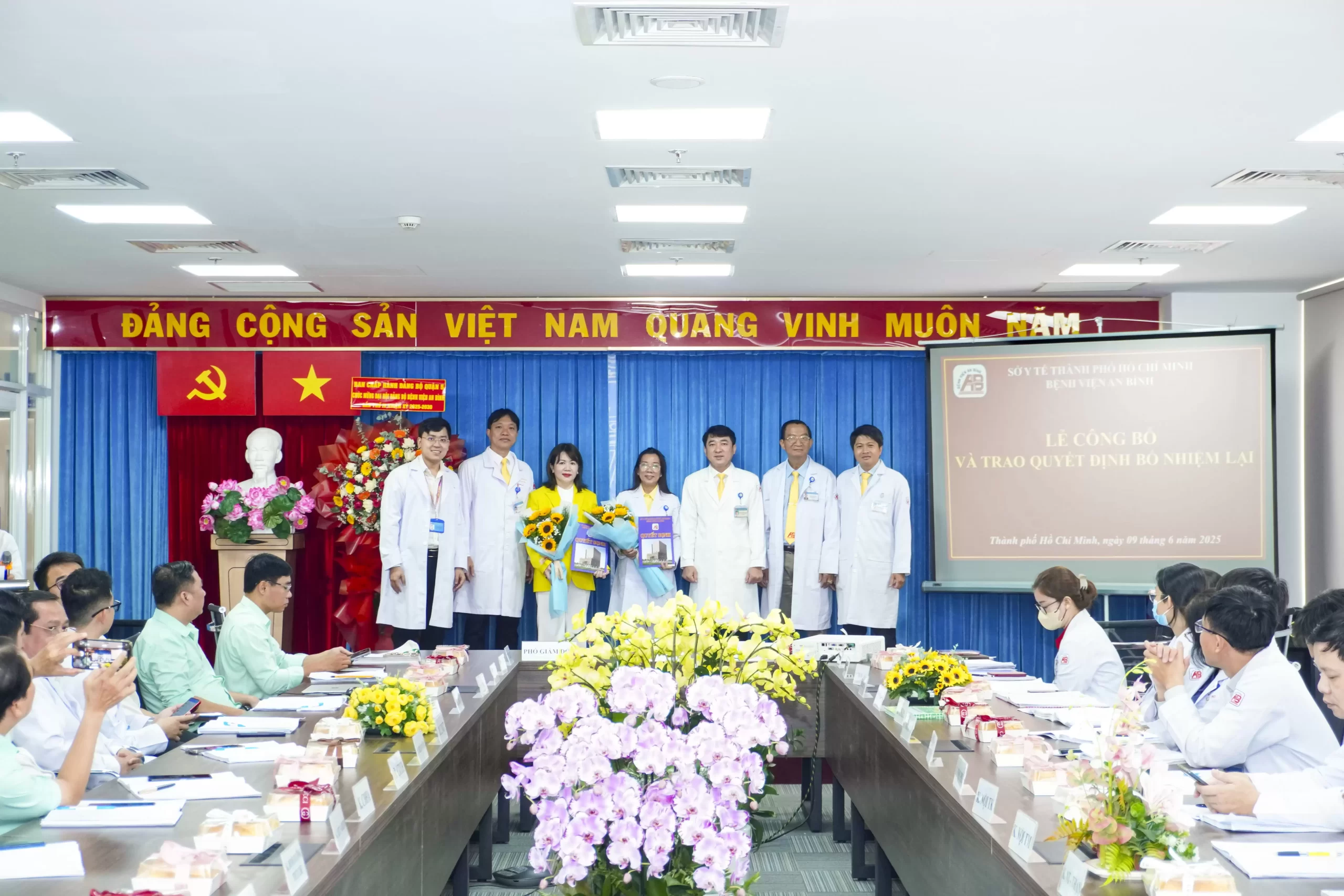 Bệnh viện An Bình tổ chức Lễ công bố và trao Quyết định bổ nhiệm lại, Quyết định phân công nhân sự quản lý các Đơn vị