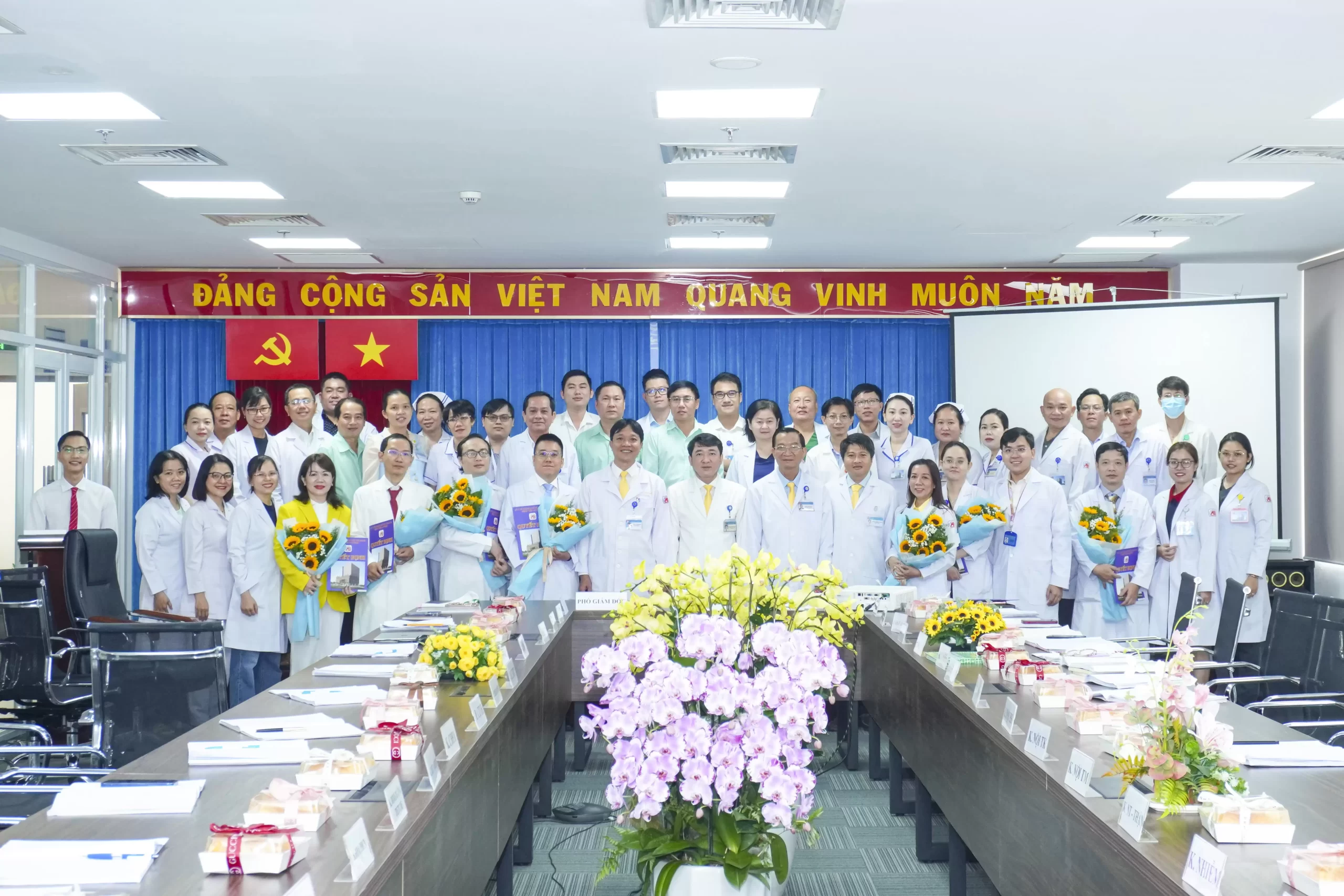 Bệnh viện An Bình tổ chức Lễ công bố và trao Quyết định bổ nhiệm lại, Quyết định phân công nhân sự quản lý các Đơn vị