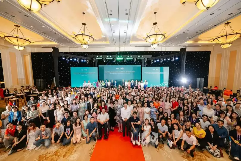 Tiến sĩ Lê Khánh Điền, Trưởng Khoa Phục hồi chức năng Bệnh viện An Bình nhận giải thưởng Cựu sinh viên Australia xuất sắc năm 2025