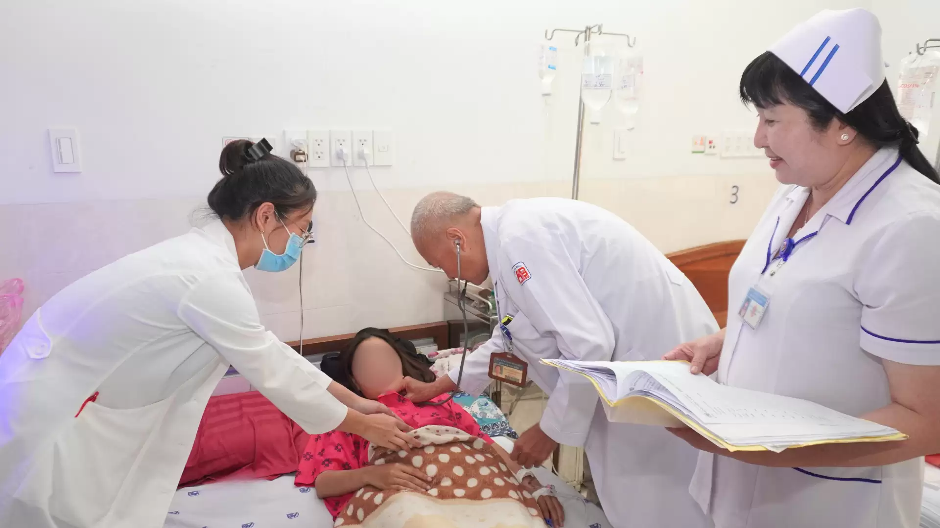 Câu chuyện bệnh nhân có thai 20 tuần bị nhiễm trùng tiểu, nhiễm trùng huyết được các chuyên khoa của Bệnh viện An Bình phối hợp điều trị thành công