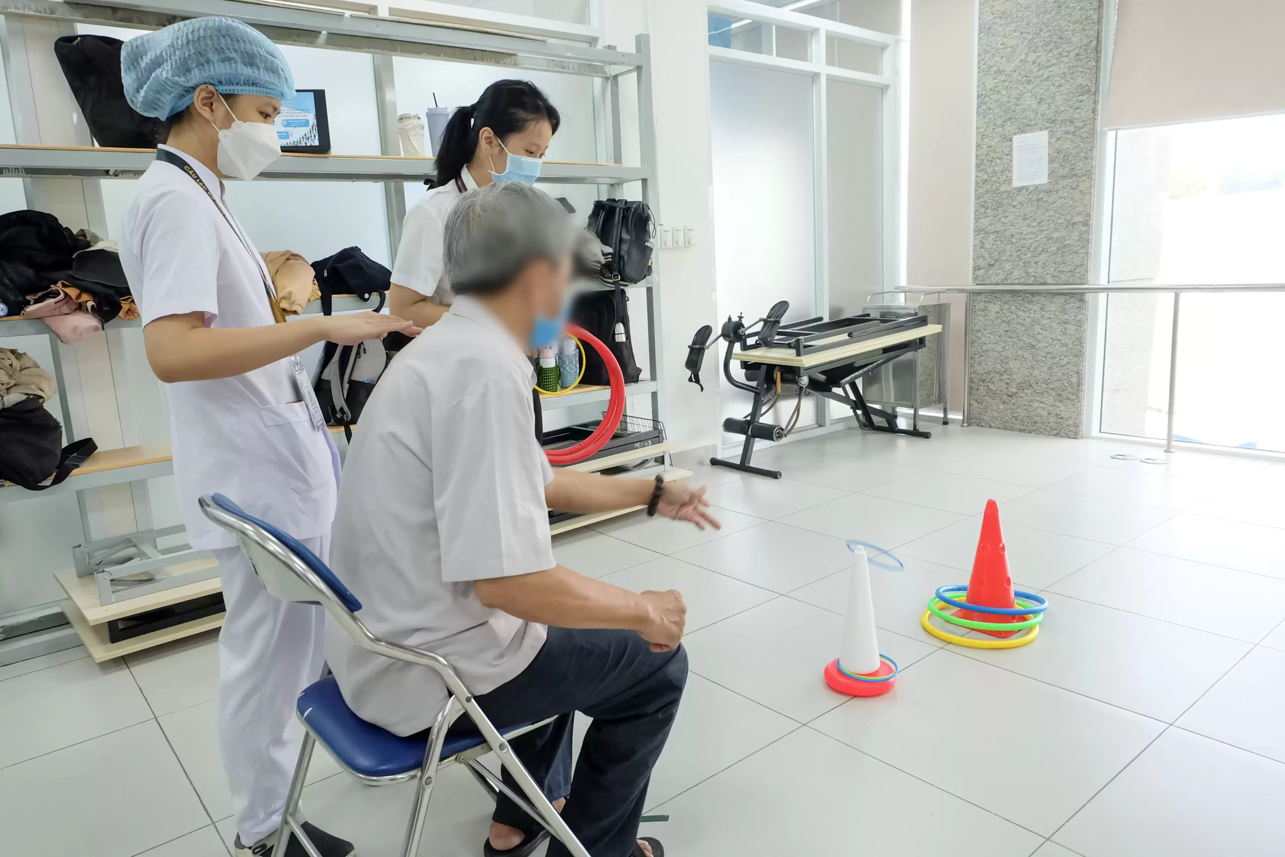 Tiến sĩ Lê Khánh Điền, Trưởng Khoa Phục hồi chức năng Bệnh viện An Bình nhận giải thưởng Cựu sinh viên Australia xuất sắc năm 2025