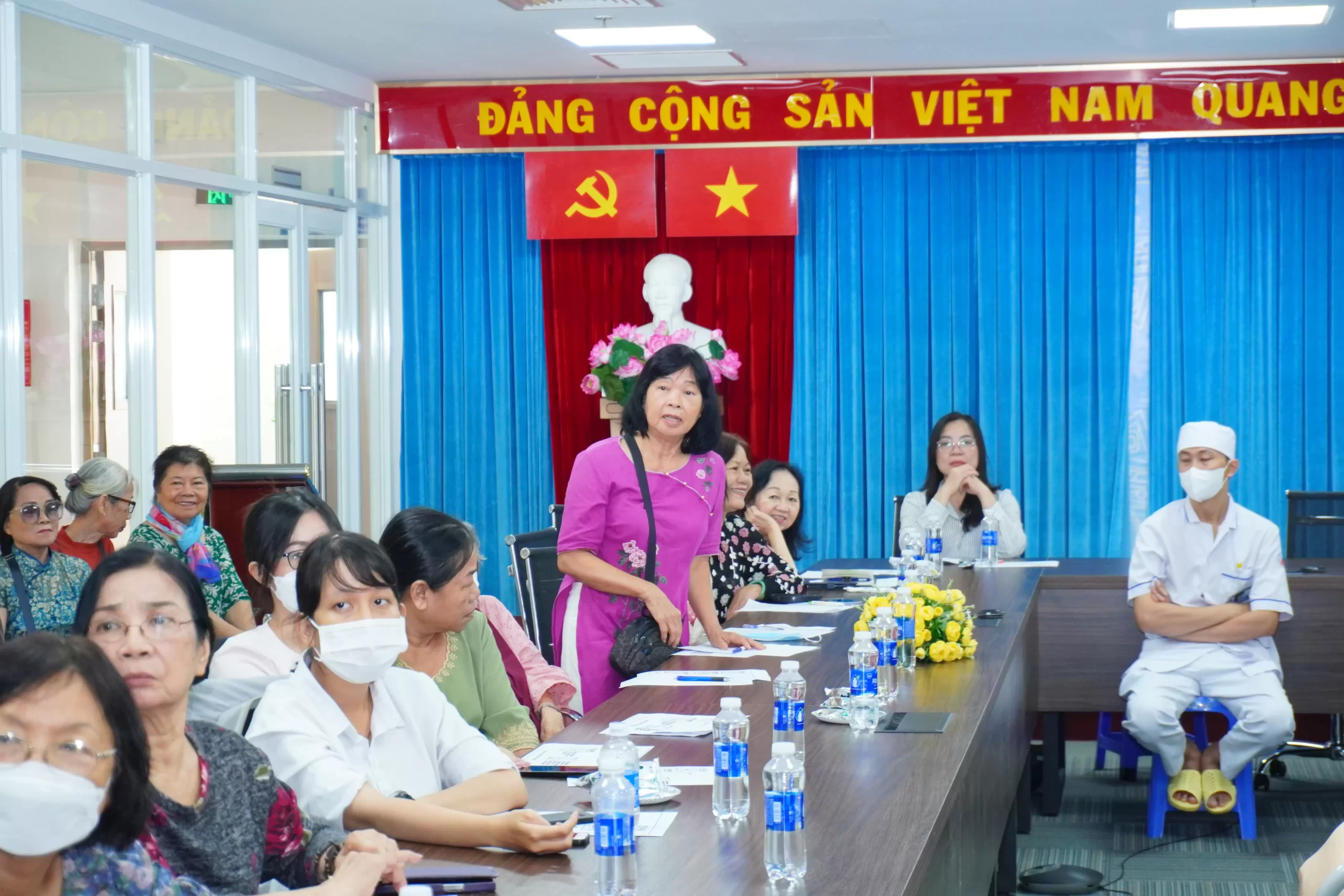 Buổi sinh hoạt dành cho ngfười cao tuổi tại Bệnh viện An Bình