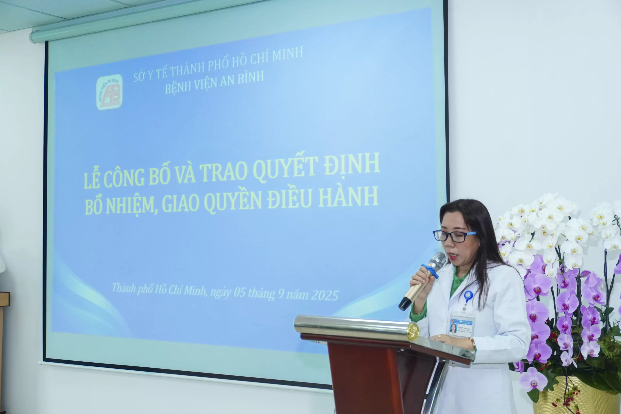 Lễ công bố và trao Quyết định bổ nhiệm chức vụ lãnh đạo, quản lý, giao quyền điều hành các Khoa thuộc Bệnh viện An Bình.