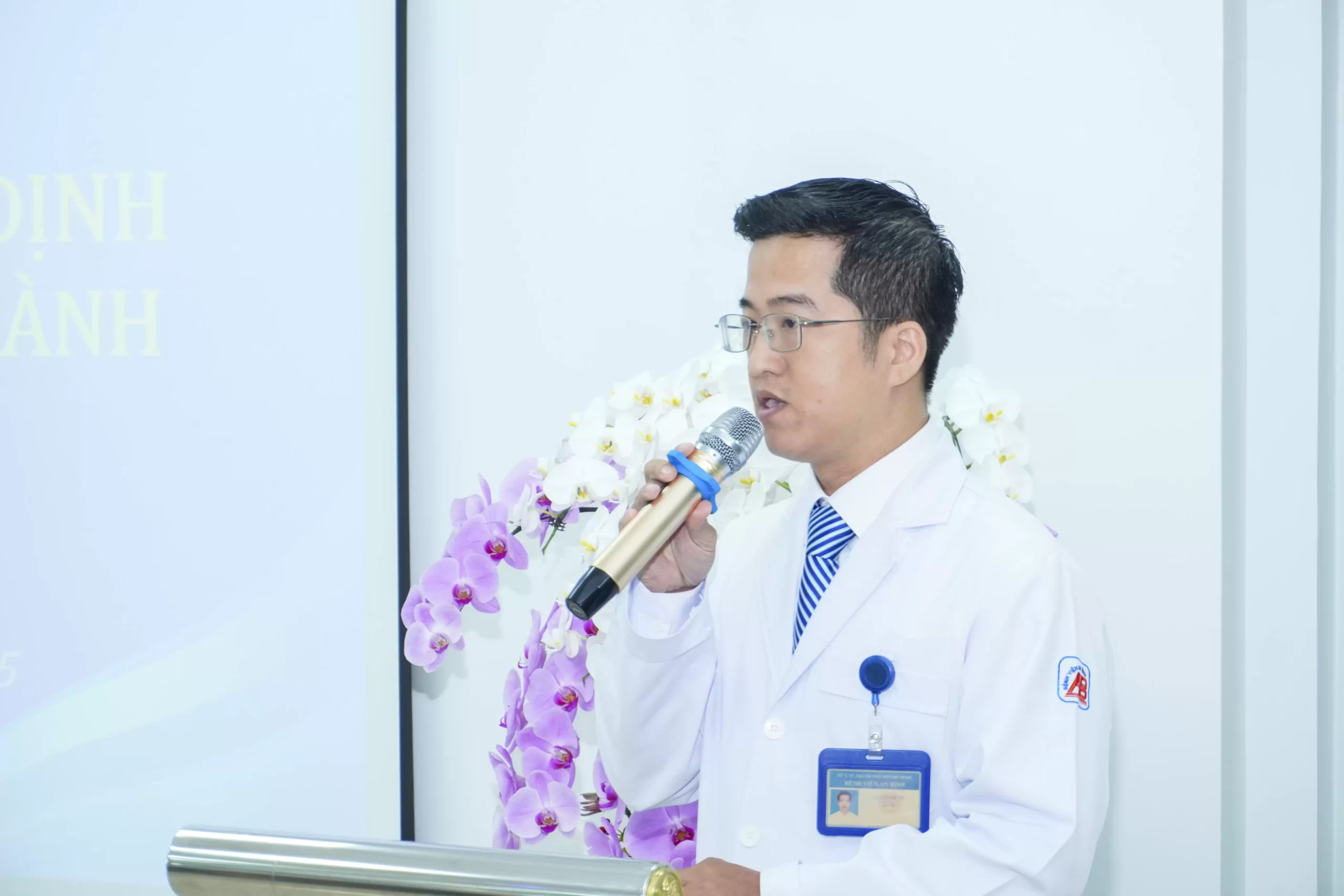 Lễ công bố và trao Quyết định bổ nhiệm chức vụ lãnh đạo, quản lý, giao quyền điều hành các Khoa thuộc Bệnh viện An Bình.