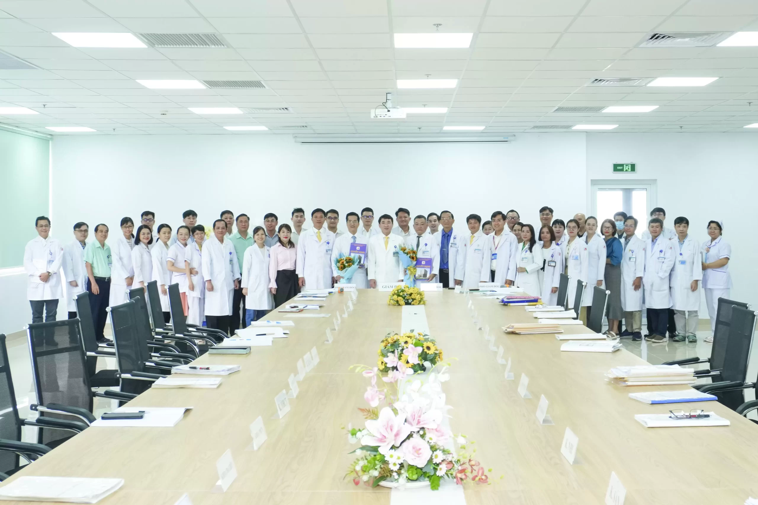 Lễ công bố và trao Quyết định bổ nhiệm chức vụ lãnh đạo, quản lý, giao quyền điều hành các Khoa thuộc Bệnh viện An Bình.