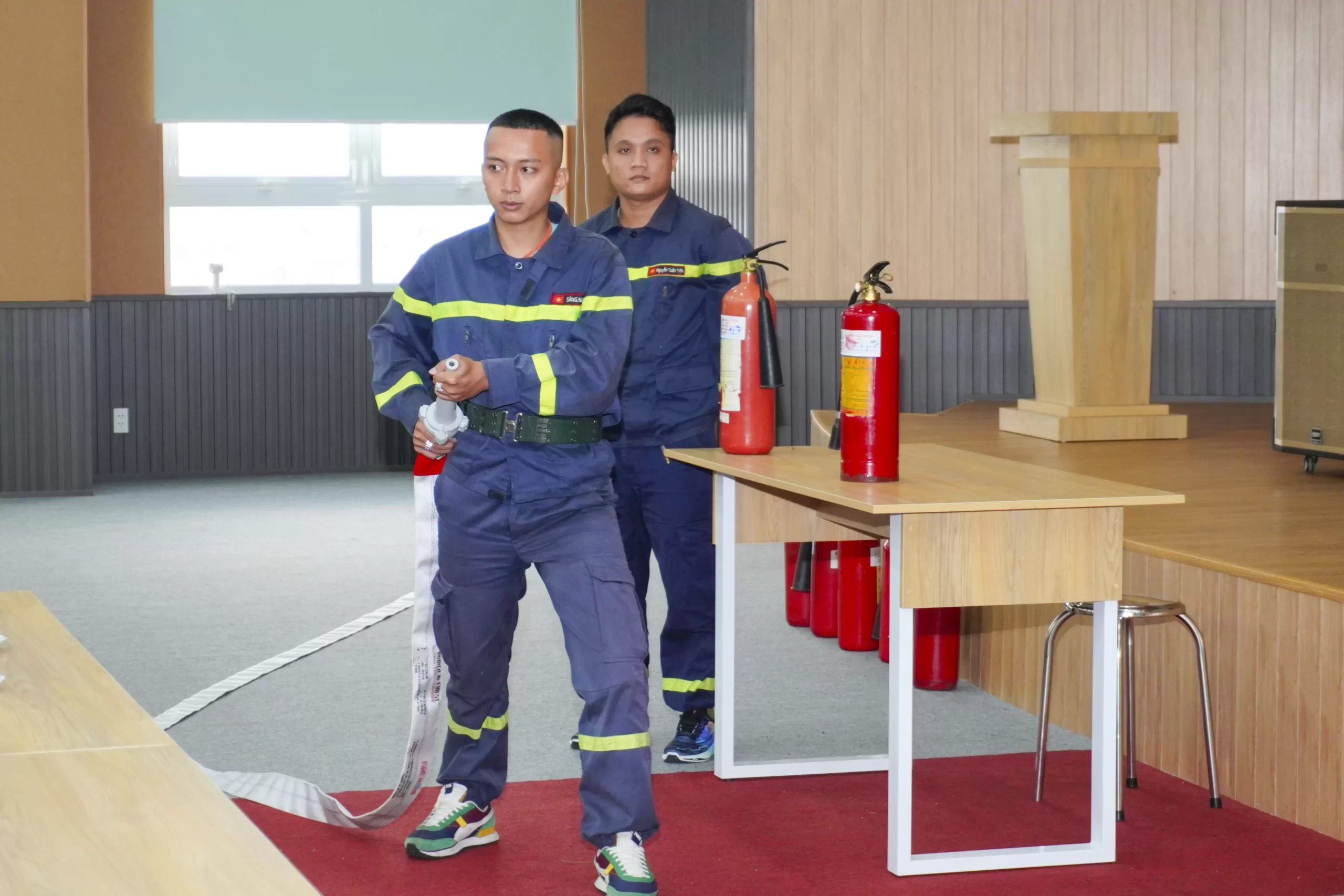 Huấn luyện và diễn tập phòng cháy chữa cháy và cứu nạn cứu hộ năm 2025 tại Bệnh viện An Bình.
