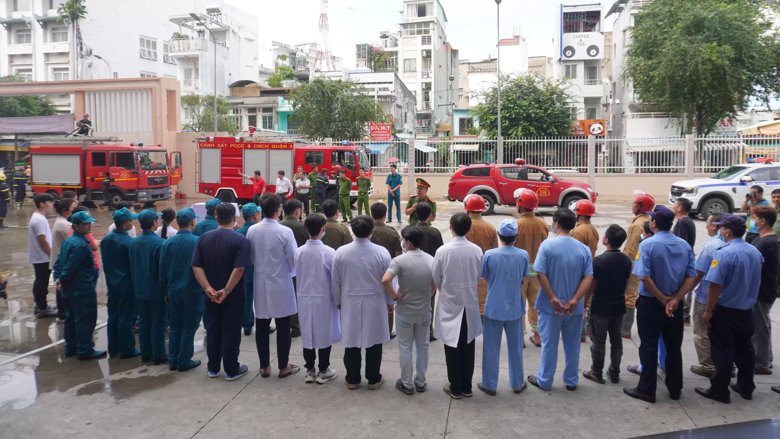 Huấn luyện và diễn tập phòng cháy chữa cháy và cứu nạn cứu hộ năm 2025 tại Bệnh viện An Bình.