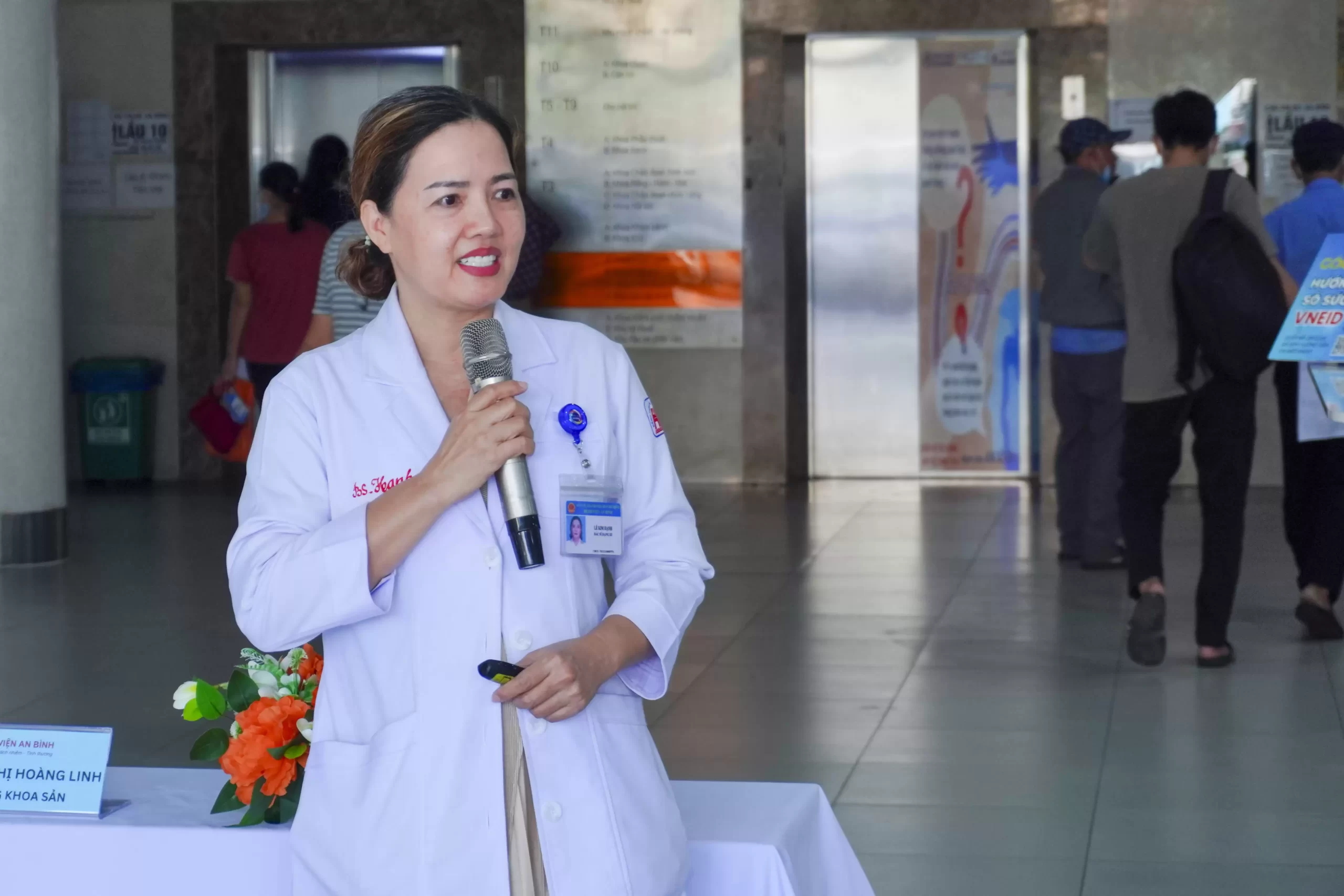 Lớp học tiền sản tháng 10 – Bệnh viện An Bình. Chủ đề “Dấu hiệu chuyển dạ và kỹ năng vượt cạn an toàn”
