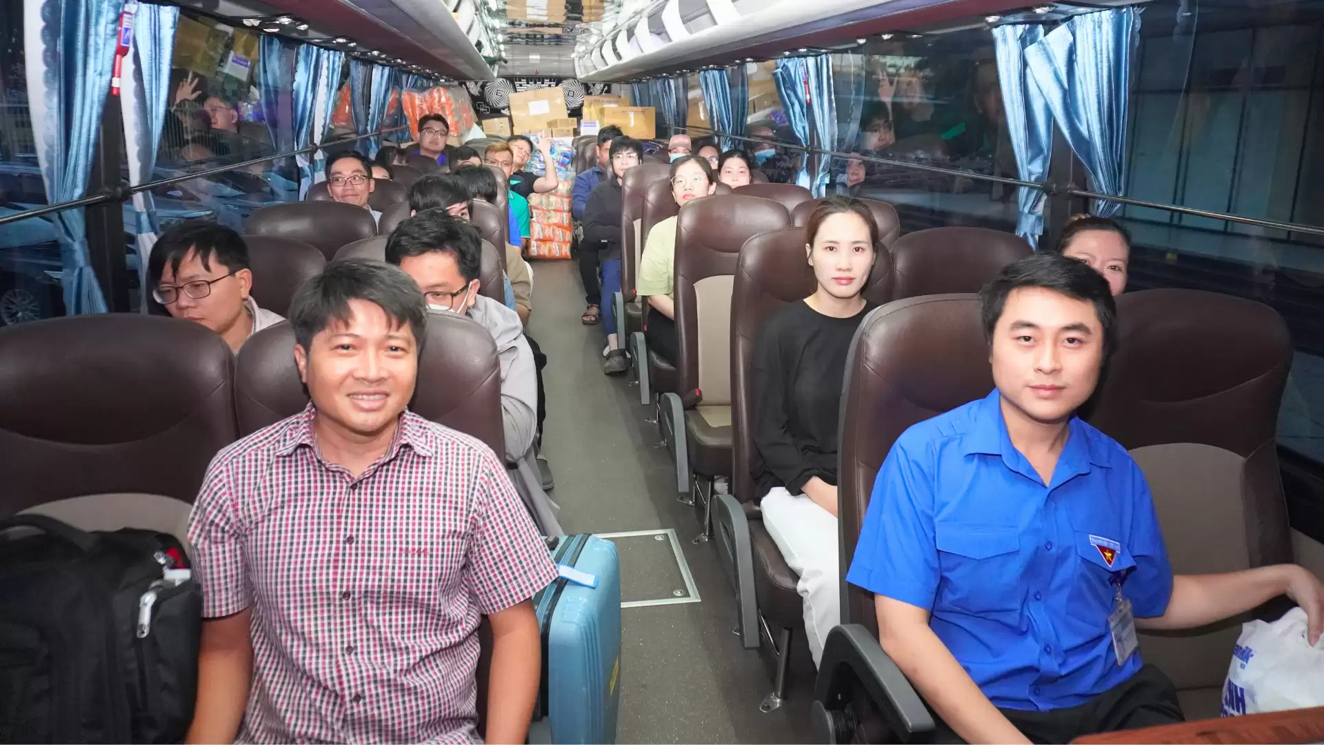 Bệnh viện An Bình chung tay hỗ trợ đồng bào miền Nam Trung Bộ mùa bão, lũ năm 2025