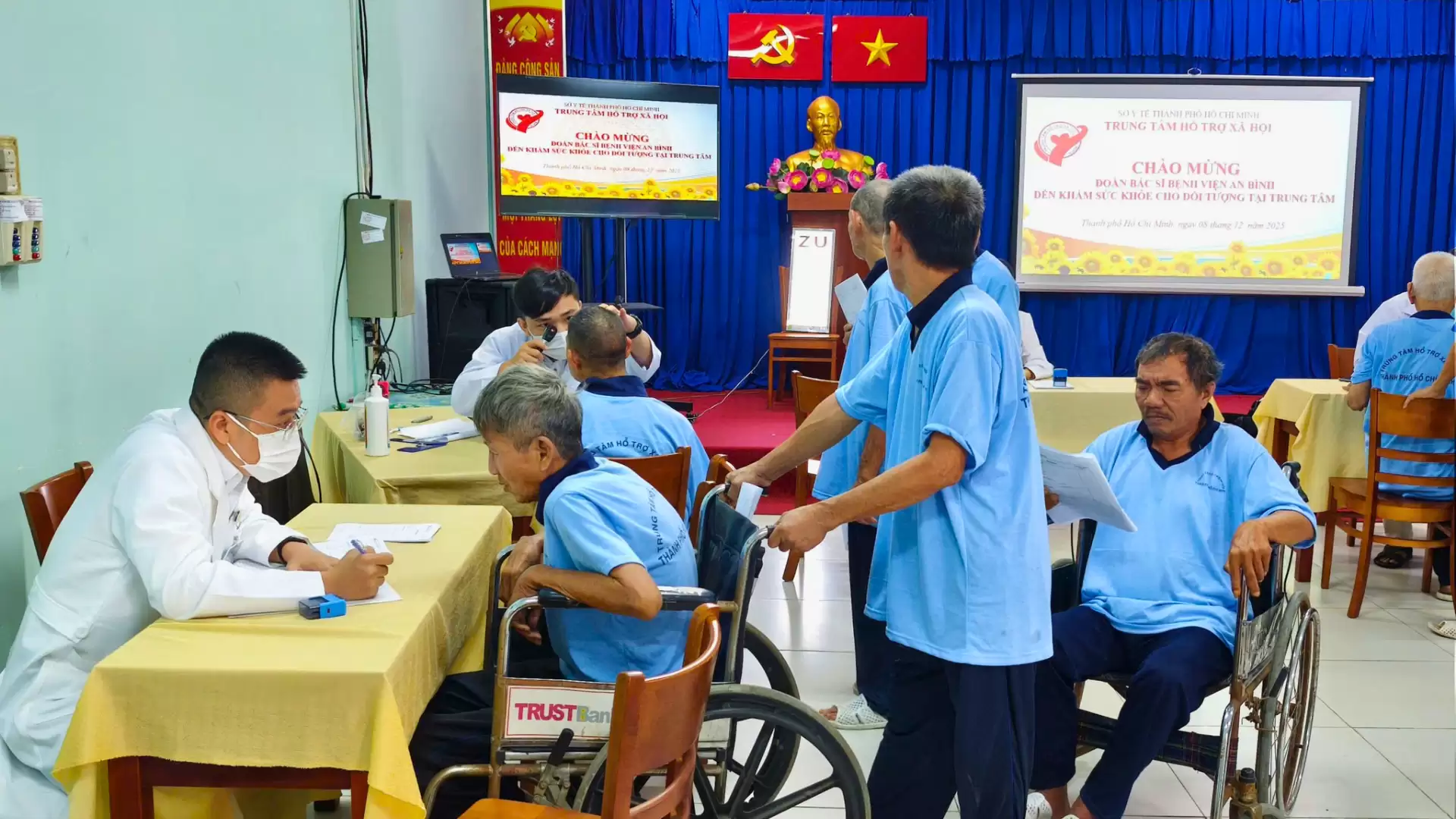 Bệnh viện An Bình tổ chức khám sức khỏe định kỳ tại trung tâm hỗ trợ xã hội