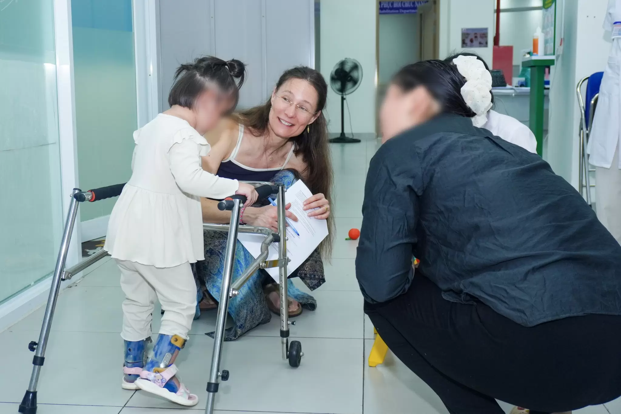 Bệnh viện An Bình đón tiếp Đoàn chuyên gia Đại học Catholic Louvain và triển khai chương trình “Trị liệu tăng cường HABIT – ILE”