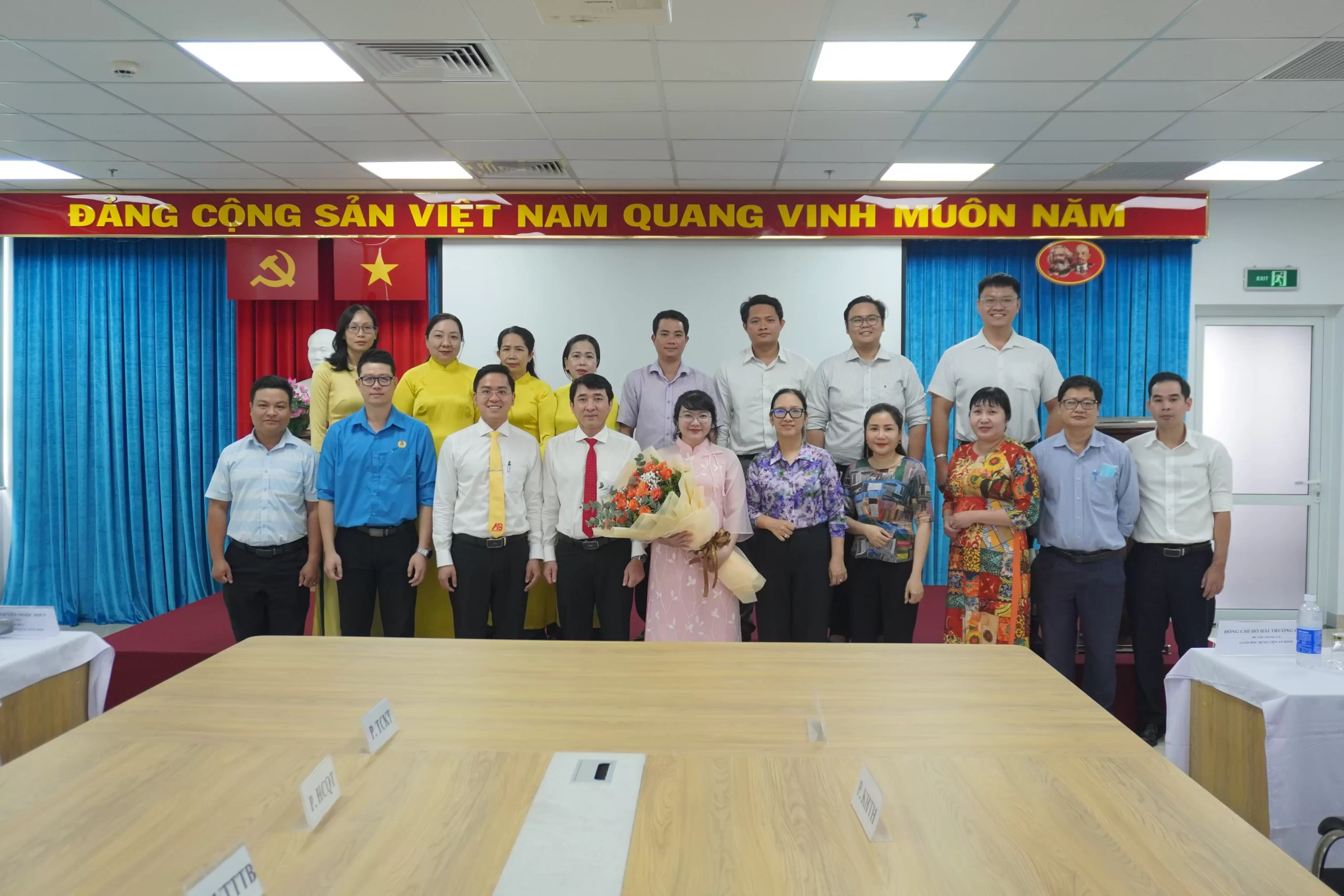 Bệnh viện An Bình tổ chức lễ kết nạp Đảng – Chi bộ 2 – 24/12/2025