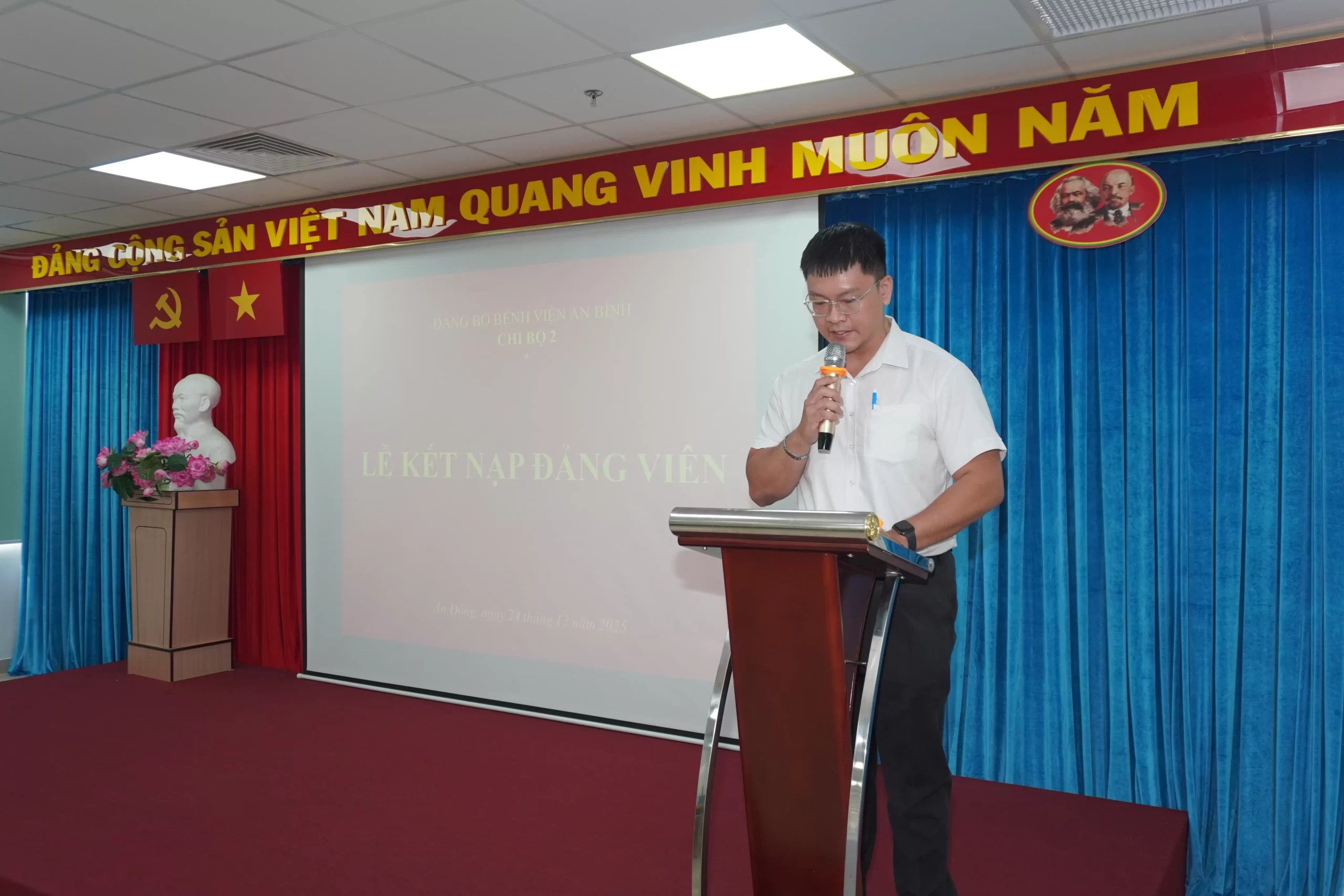 Bệnh viện An Bình tổ chức lễ kết nạp Đảng – Chi bộ 2 – 24/12/2025