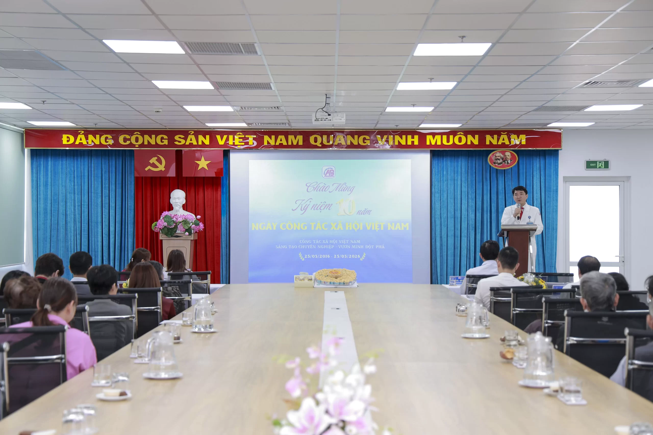 CÔNG TÁC XÃ HỘI – KHI SỰ QUAN TÂM TRỞ THÀNH MỘT PHẦN CỦA ĐIỀU TRỊ