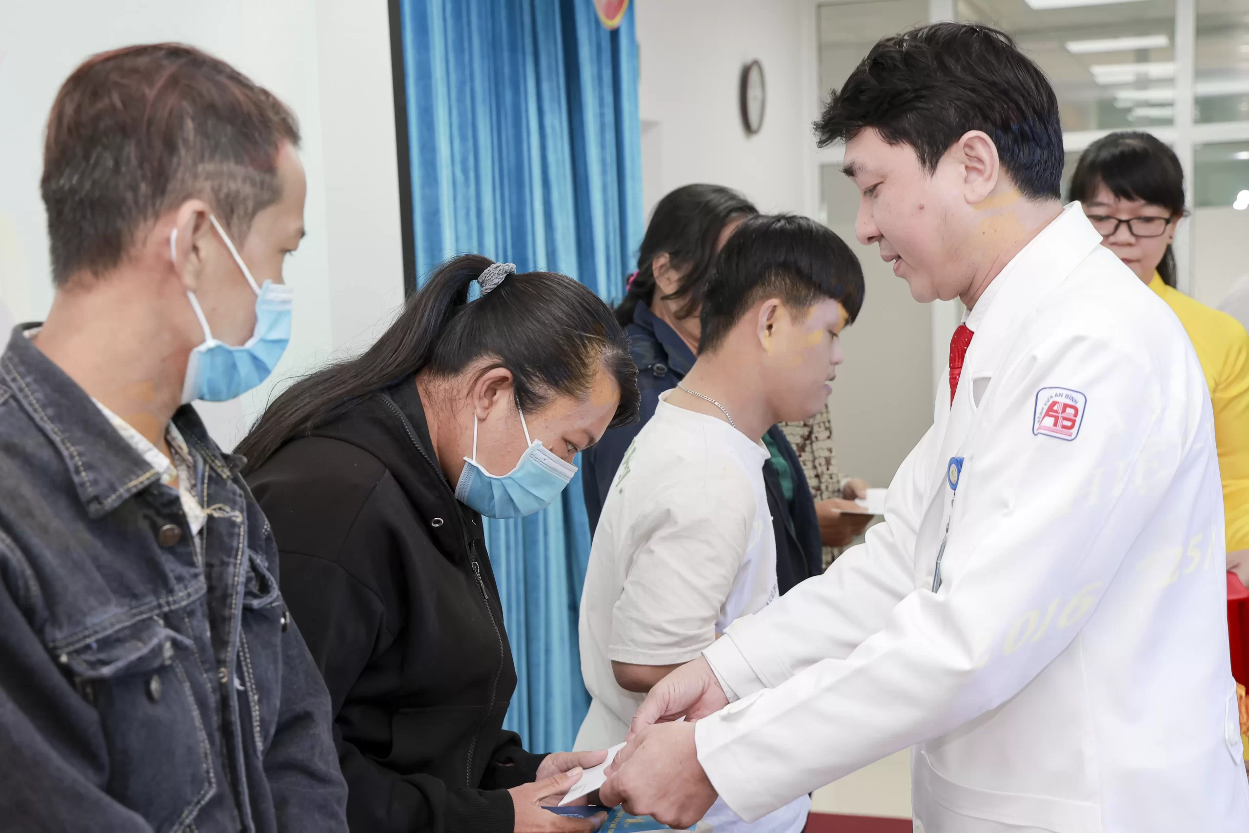 CÔNG TÁC XÃ HỘI – KHI SỰ QUAN TÂM TRỞ THÀNH MỘT PHẦN CỦA ĐIỀU TRỊ