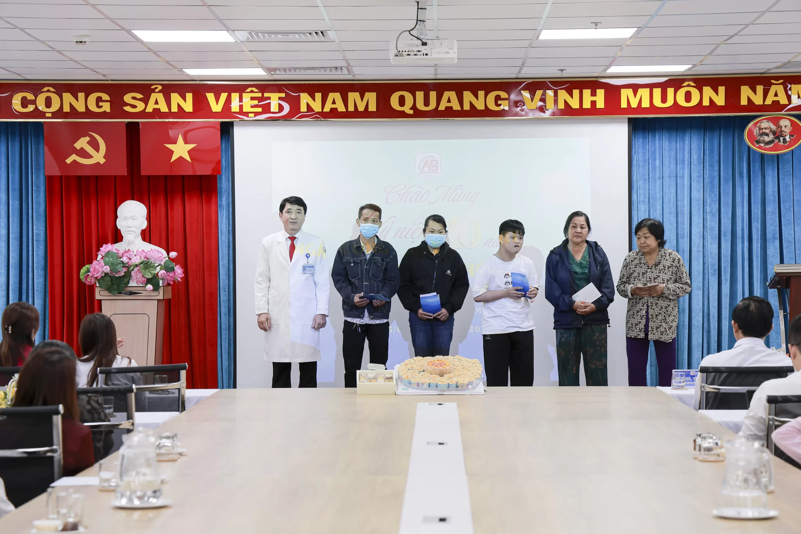 CÔNG TÁC XÃ HỘI – KHI SỰ QUAN TÂM TRỞ THÀNH MỘT PHẦN CỦA ĐIỀU TRỊ