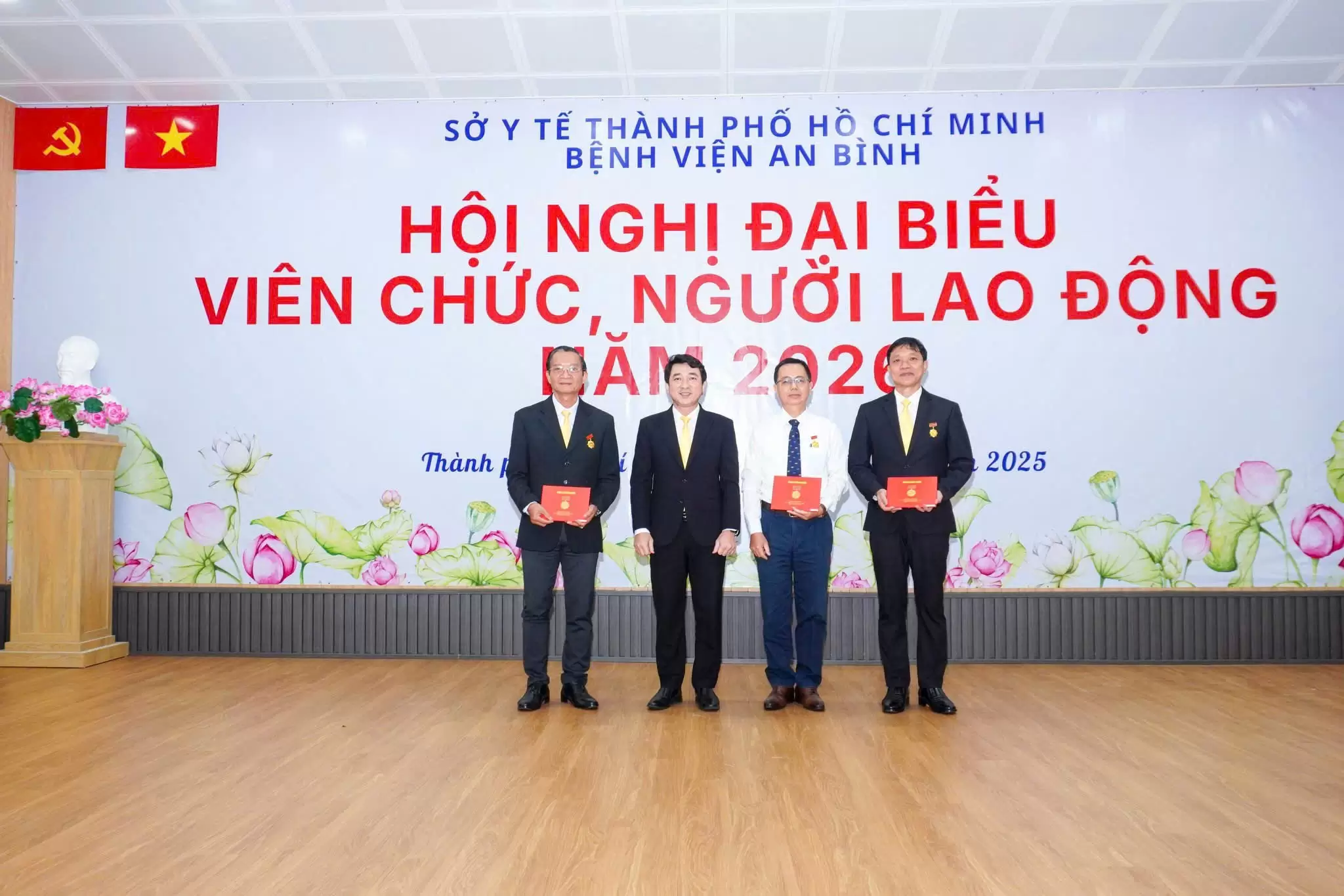 PHÒNG TỔ CHỨC CÁN BỘ