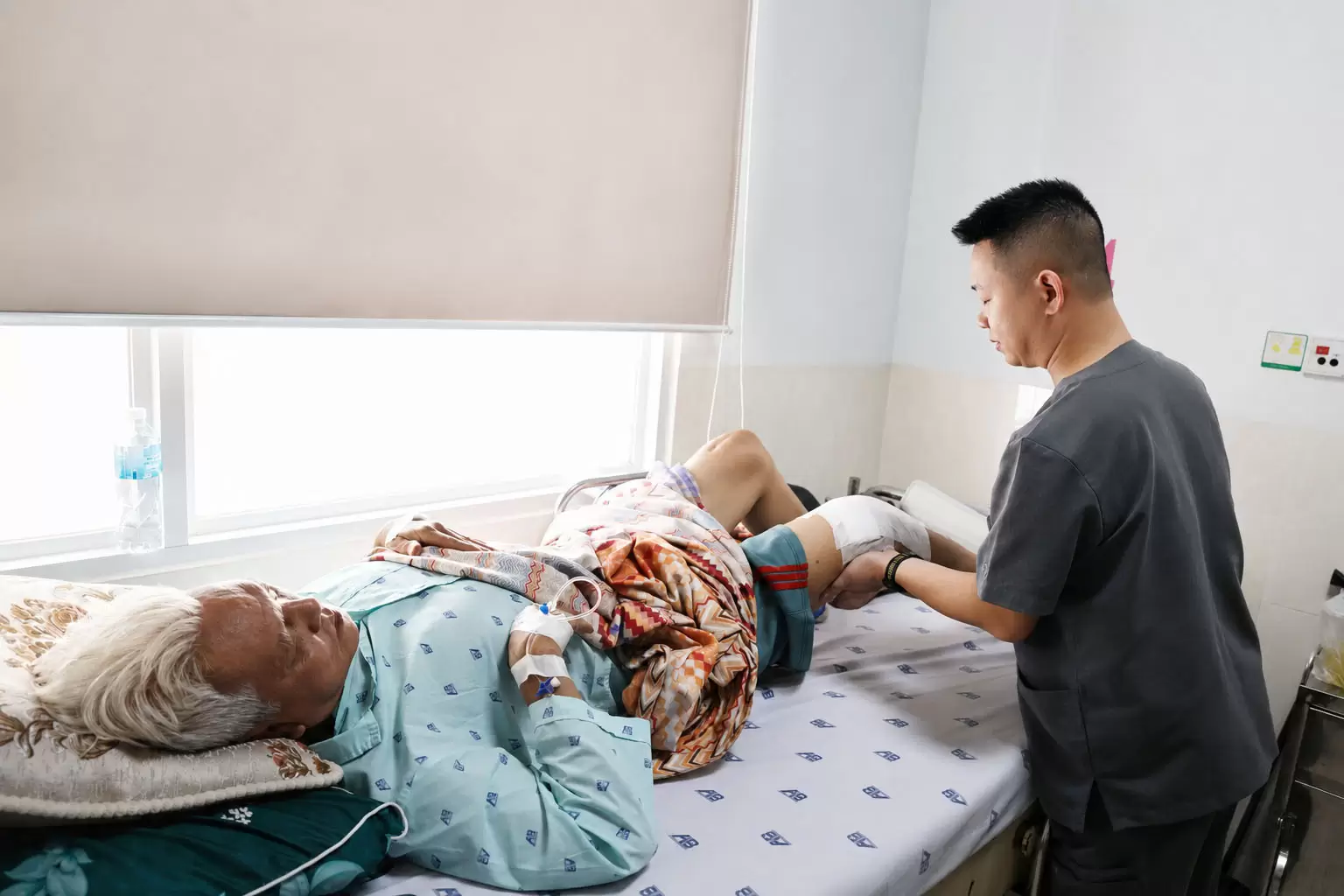 Một người lính, hai lần được nâng bước