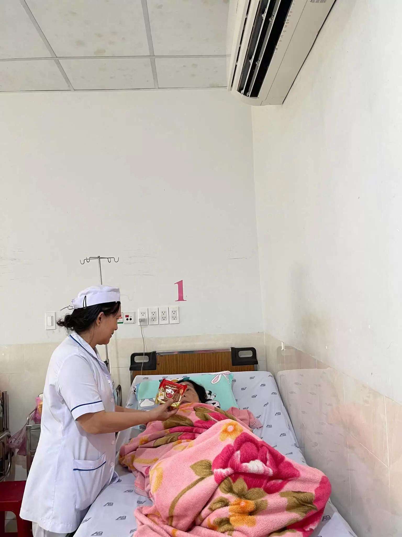 Trung thu tại Bệnh viện An Bình – Khi yêu thương được trao đi từ những điều nhỏ bé