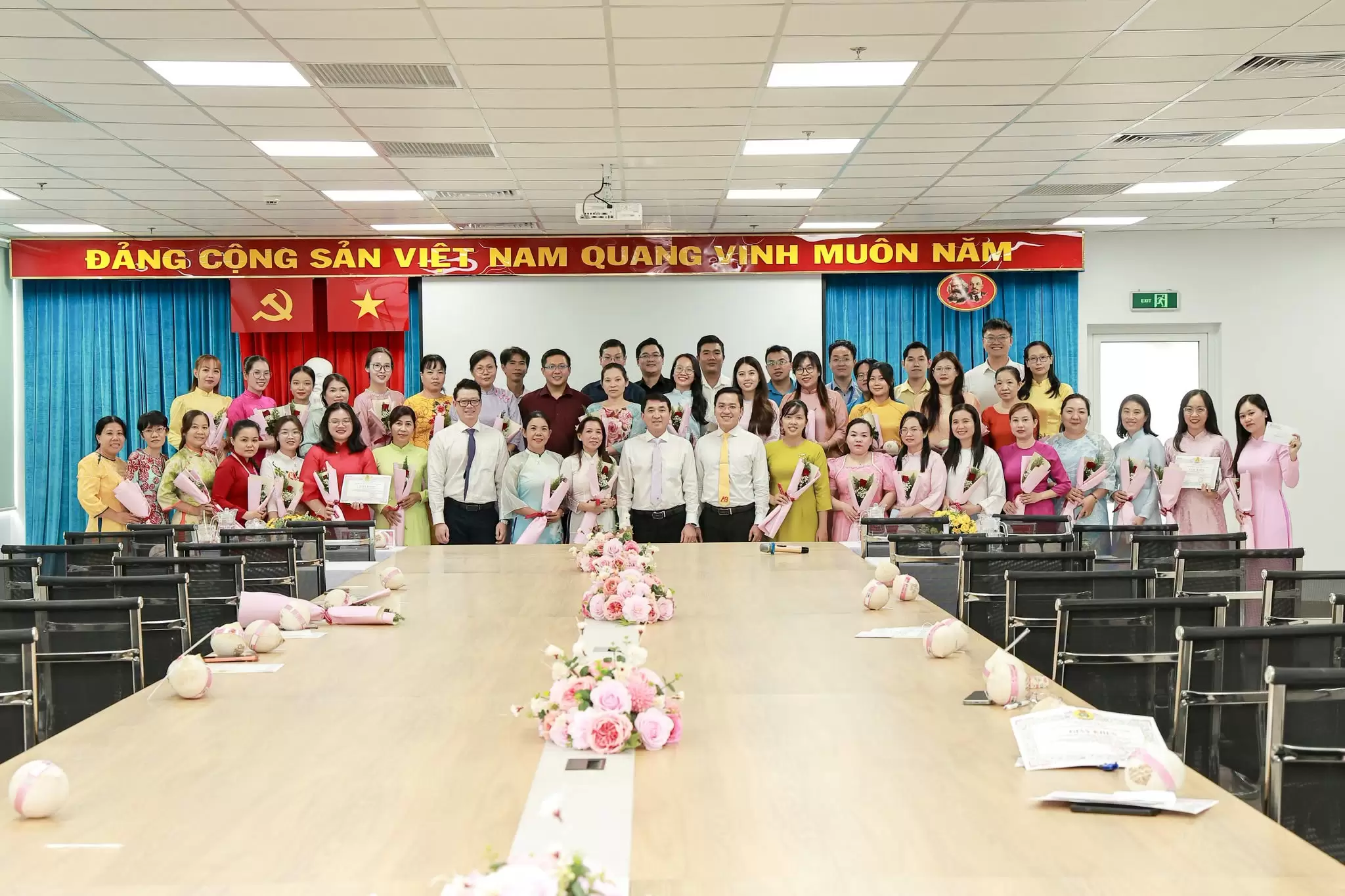 Bệnh viện An Bình kỷ niệm Ngày Phụ nữ Việt Nam 20/10 với hội thi “Sắc hoa Tháng Mười”