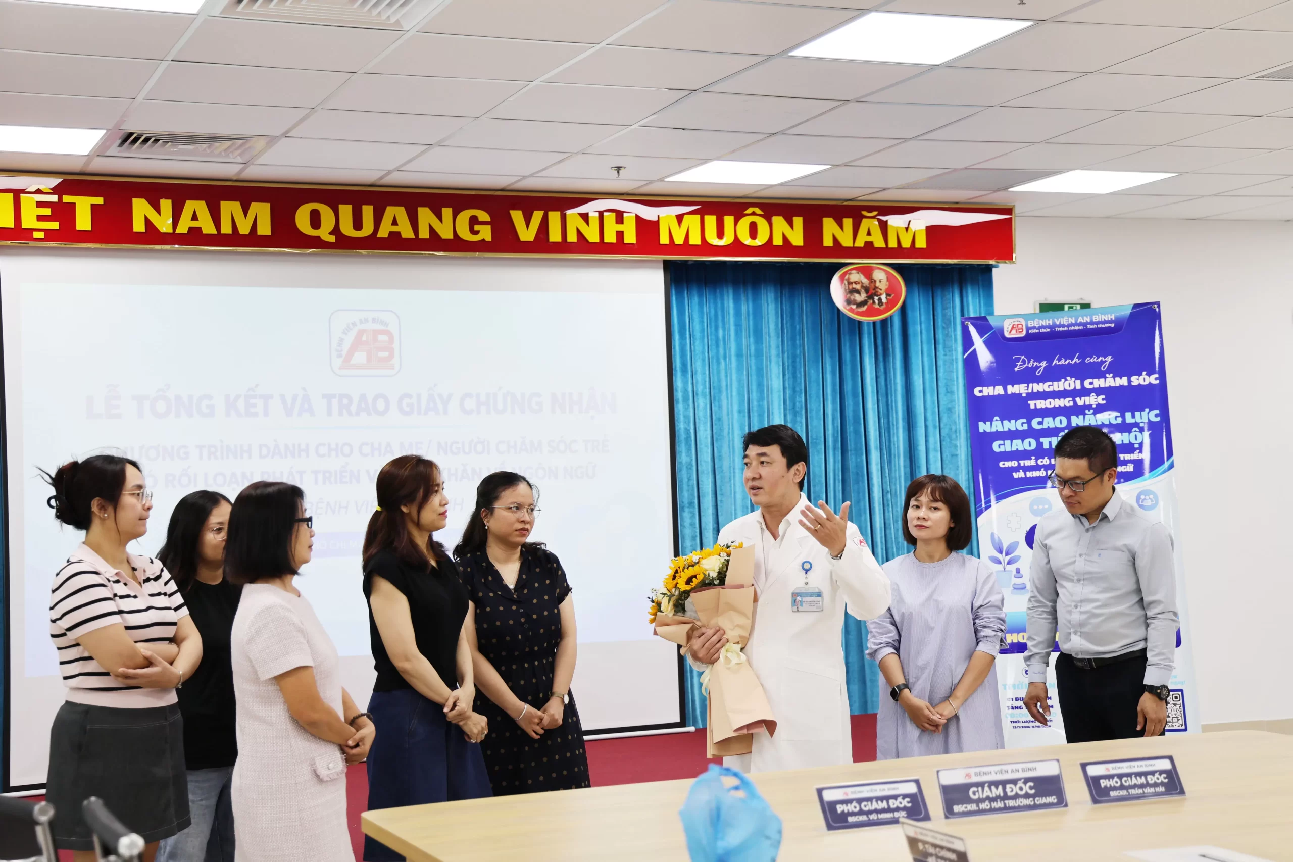KHÉP LẠI 12 BUỔI ĐỒNG HÀNH – MỞ RA MỘT HÀNH TRÌNH MỚI